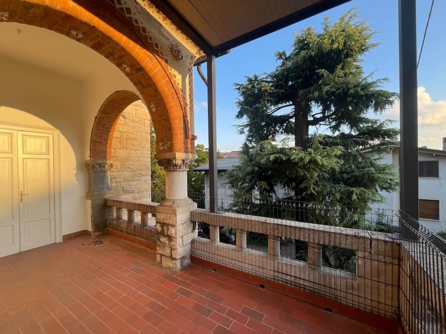 Bg Central President Suite Con Parcheggio - Vista Citta Alta Bergamo Bagian luar foto